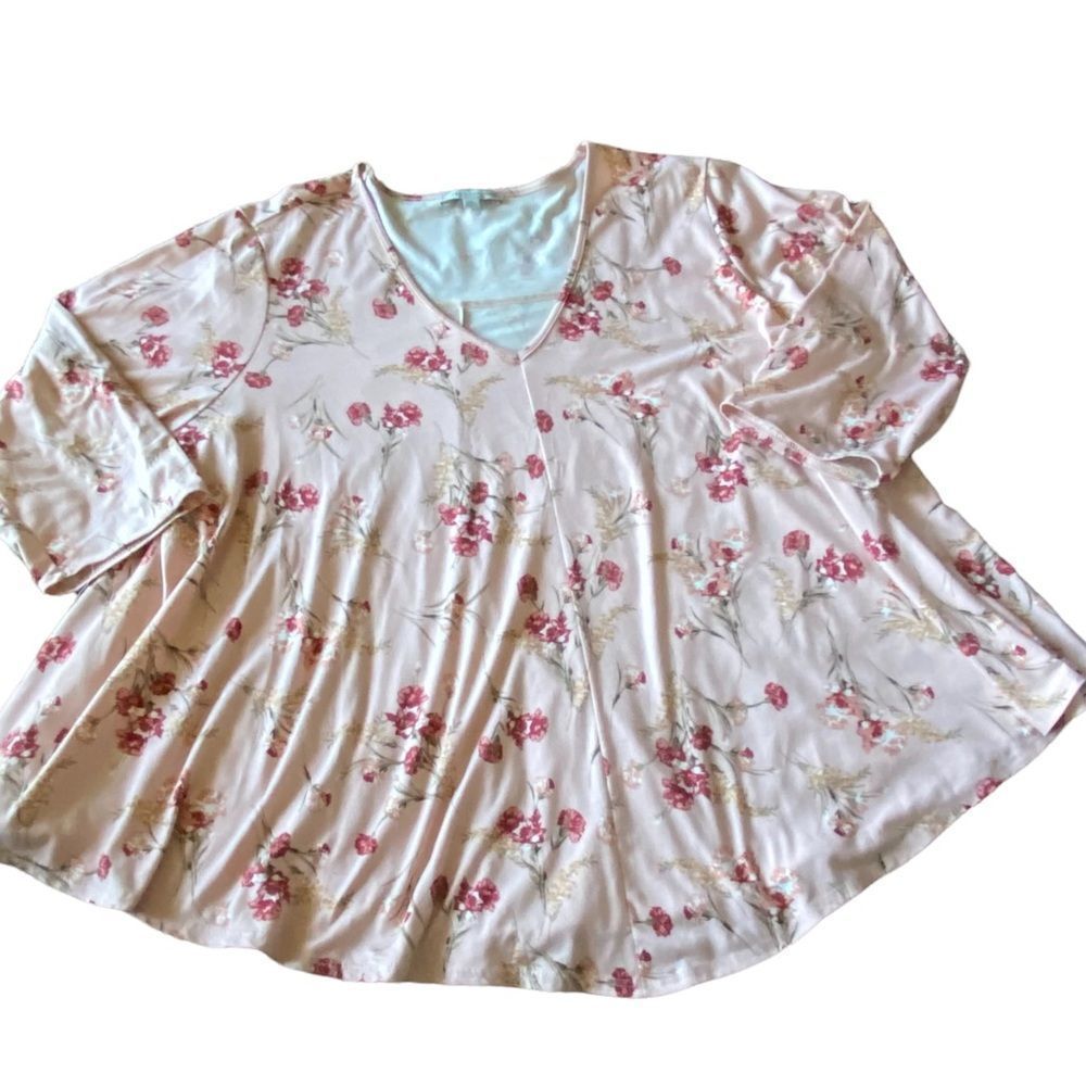 Green Envelope Sz 3X Lt Pink Floral 3/4 Sleeve V Neck Soft Hi Lo Shirt Blouse